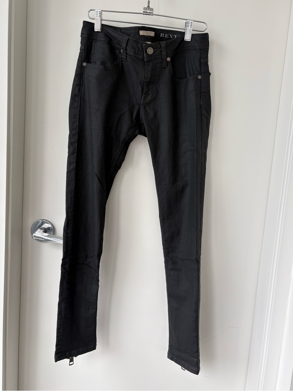 Burberry Brit Bexton Black Coated Denim Skinny Jeans Size 28